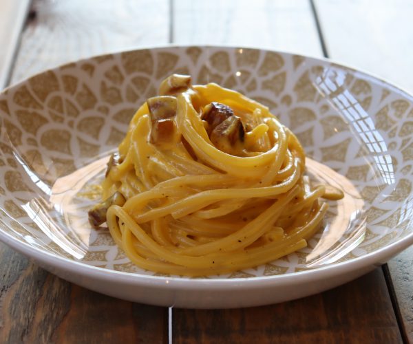 Spaghetti alla Carbonara - La Fabbrica del Vino - Ristorante Enoteca a Pescara